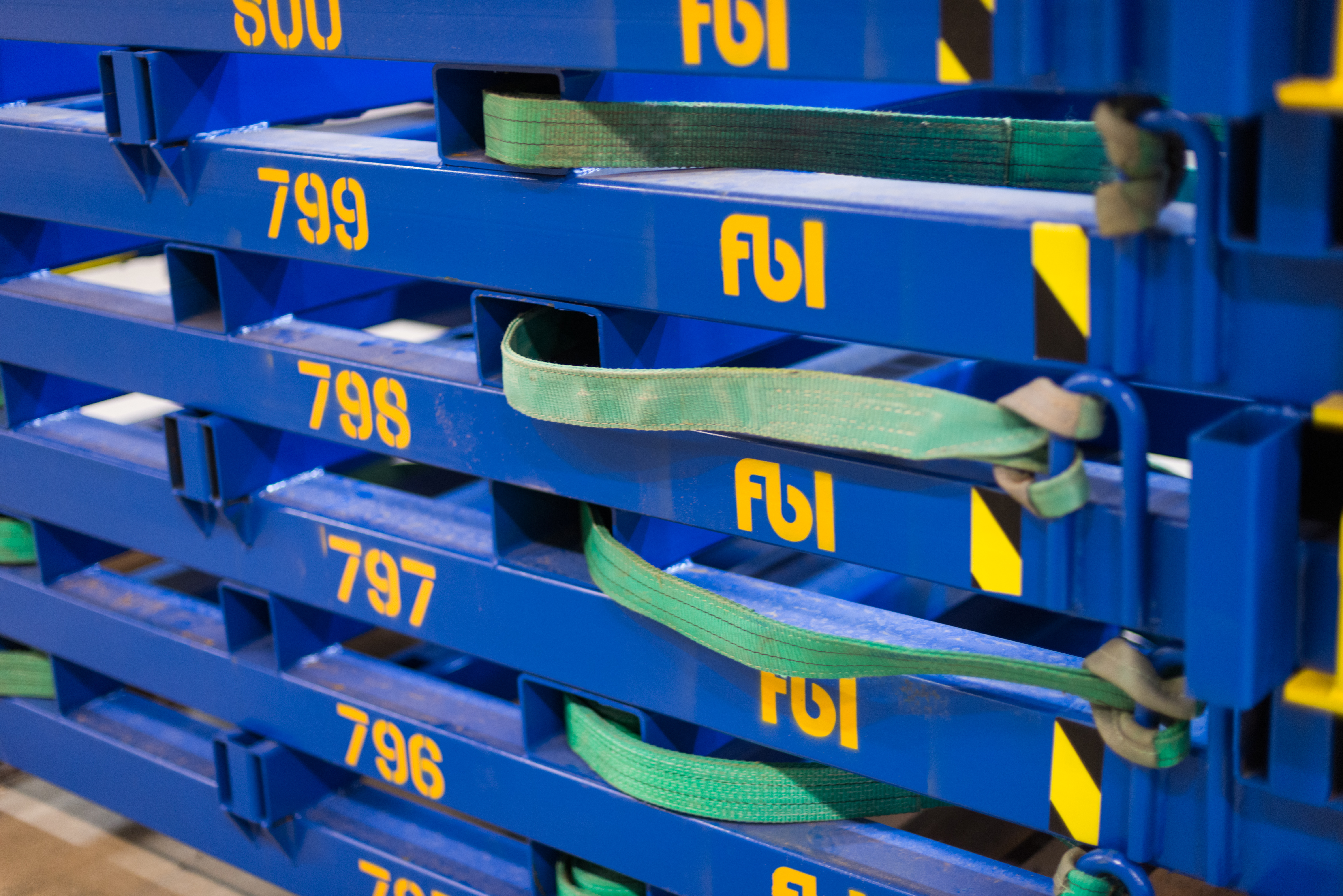 Lastbärare/montagehäck